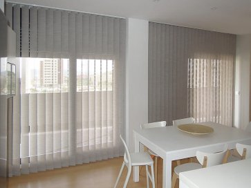 Cortina Lamas Verticales PE 10 - 10% de apertura